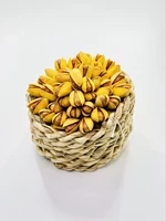پسته بادامی لوکس (طلایی)